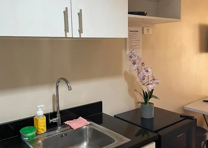 Apartment La Maria - Across Sm With Balcony, 2 Double Beds And Wi-fi