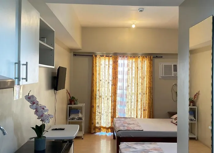 La Maria - Across Sm With Balcony, 2 Double Beds And Wi-fi *